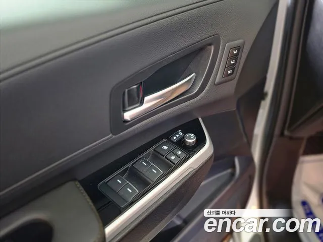 Toyota Sienna — Фото автомобиля 14