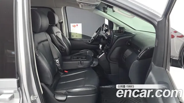Hyundai Staria — Фото автомобиля 11