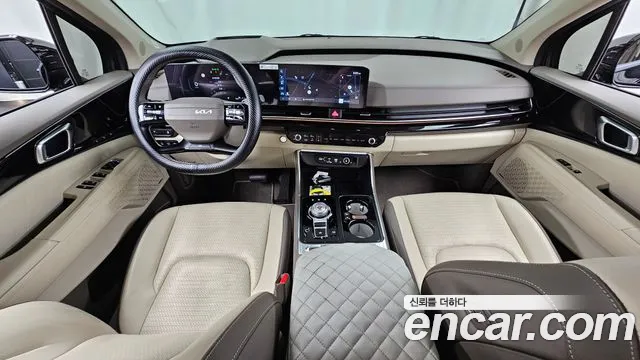 Kia Carnival Generation 4 — Фото автомобиля 7