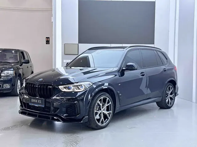 Фотография автомобиля — BMW X5