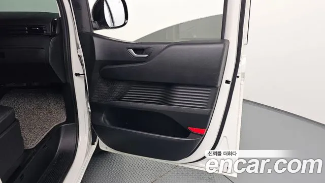 Hyundai Staria — Фото автомобиля 14