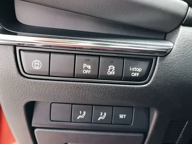 Mazda Axela — Фото автомобиля 17