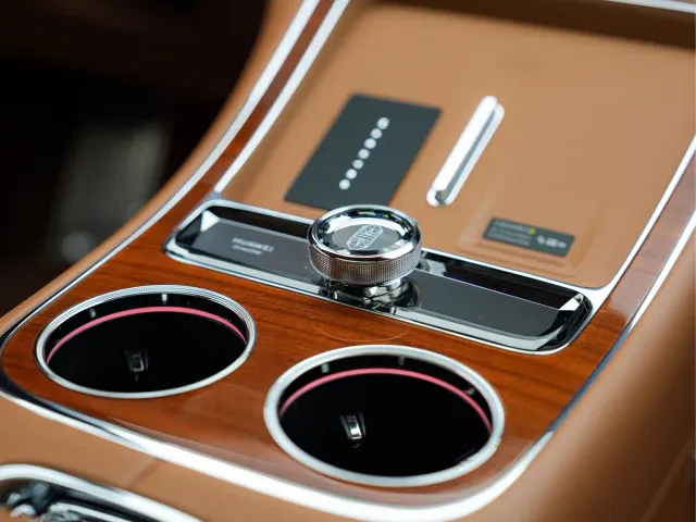 Maextro S800 — Фото автомобиля 25