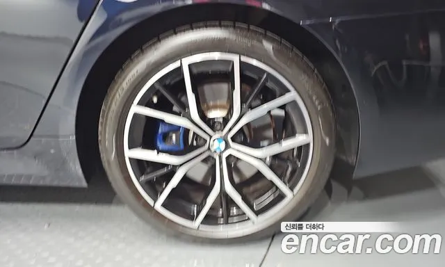 BMW 5 Series G30 — Фото автомобиля 6