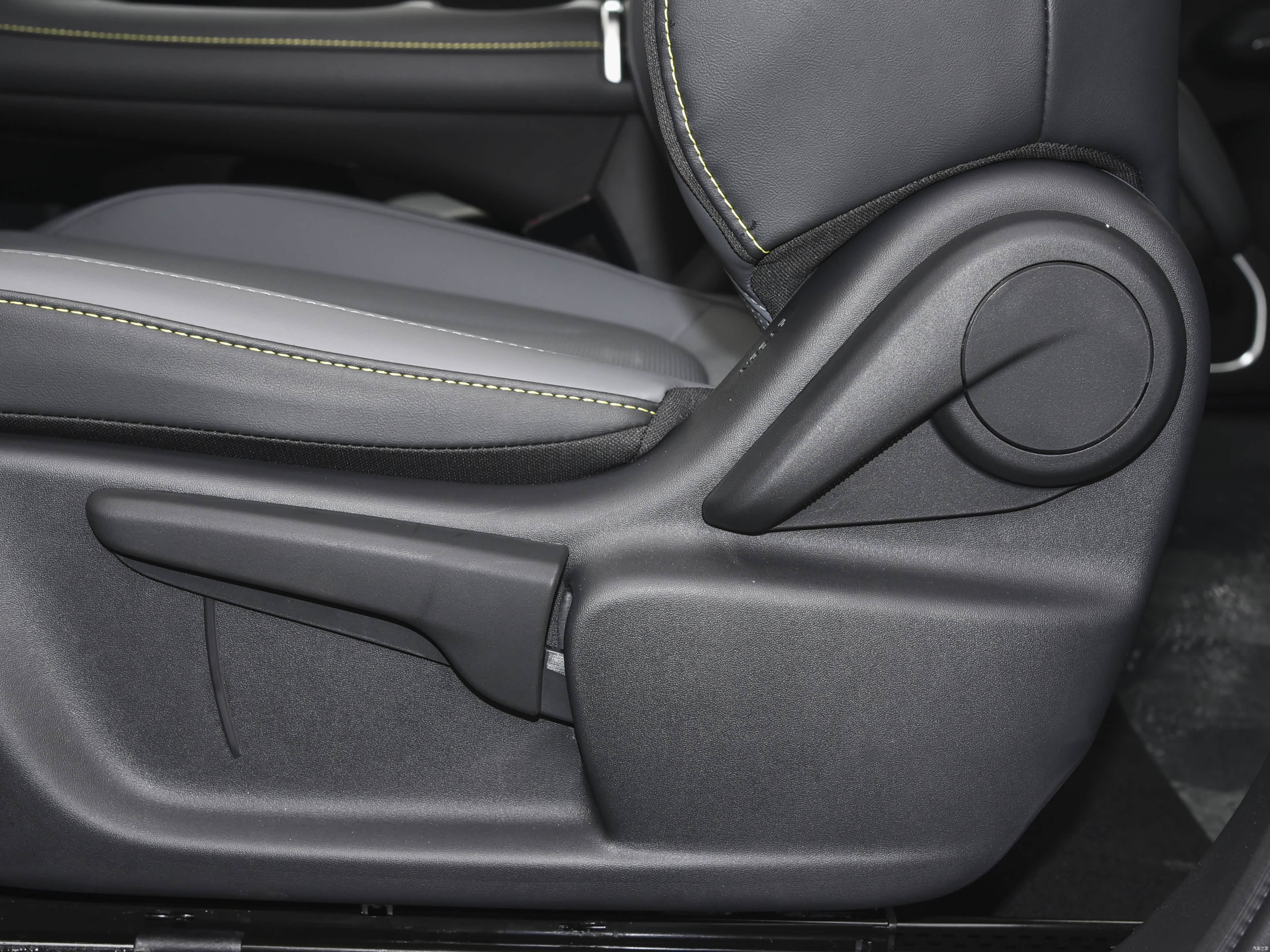 Changan Qiyuan Q05 — Фото автомобиля 6