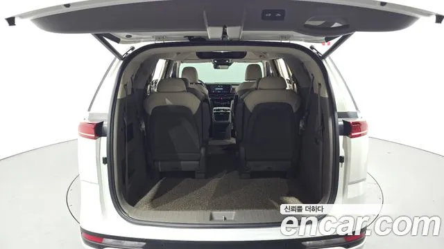 Kia Carnival 4th Gen — Фото автомобиля 20