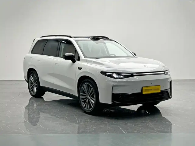 Leapmotor C16 — Фото автомобиля 8