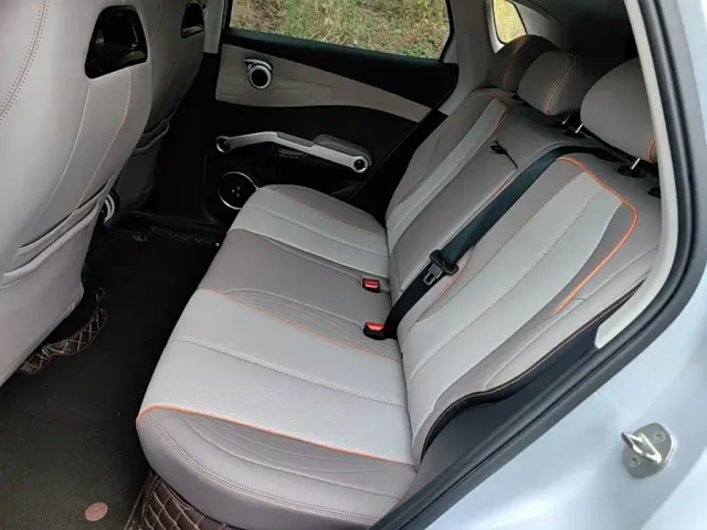 BYD Yuan PLUS — Фото автомобиля 16