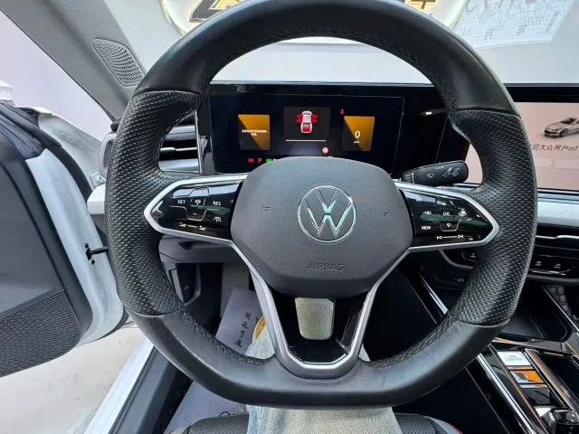 Volkswagen Lamando — Фото автомобиля 21