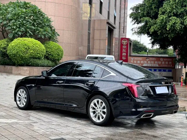 Cadillac CT5 — Фото автомобиля 7