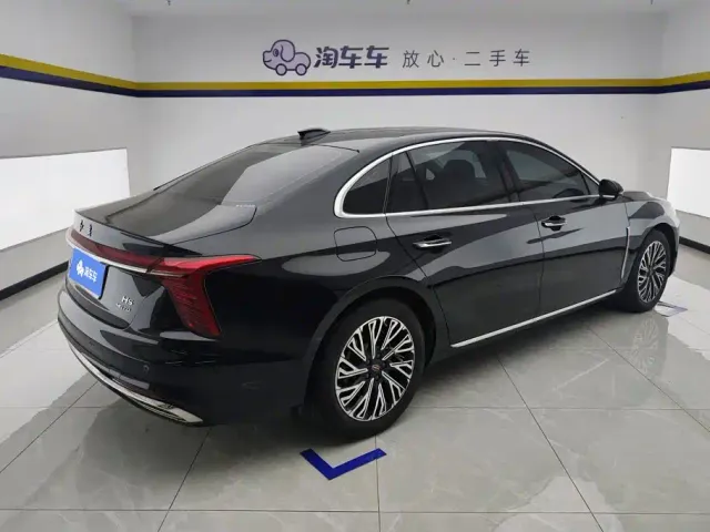 Hongqi H5 — Фото автомобиля 3