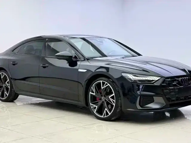 Audi A7L — Фото автомобиля 3