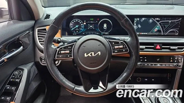 Kia Seltos — Фото автомобиля 19