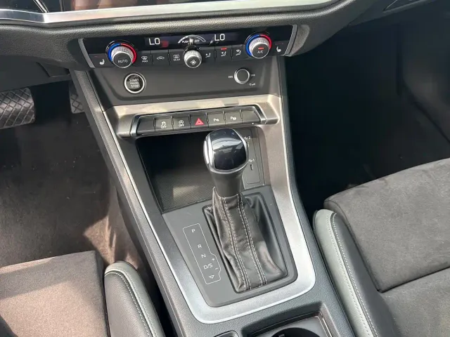 Audi Q3 — Фото автомобиля 15