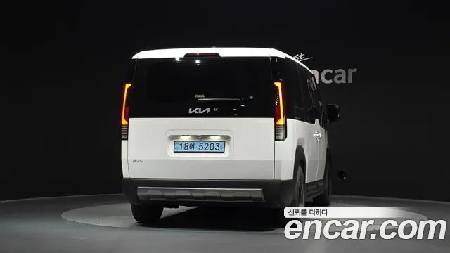 Kia PV5 — Фото автомобиля 4