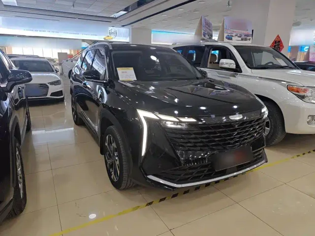 Geely Boyue L — Фото автомобиля 8
