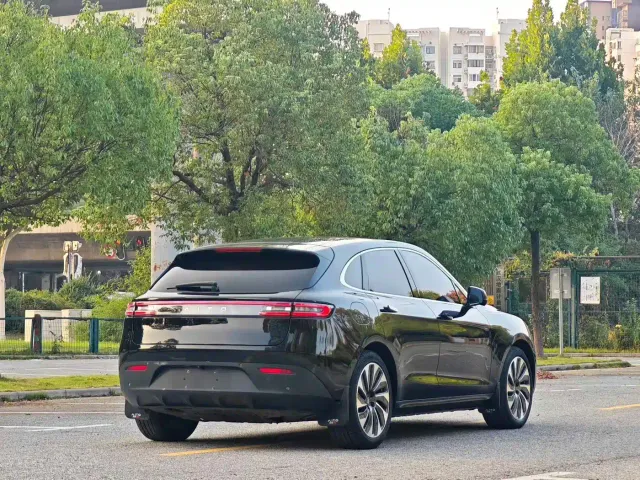 Aito M5 — Фото автомобиля 7