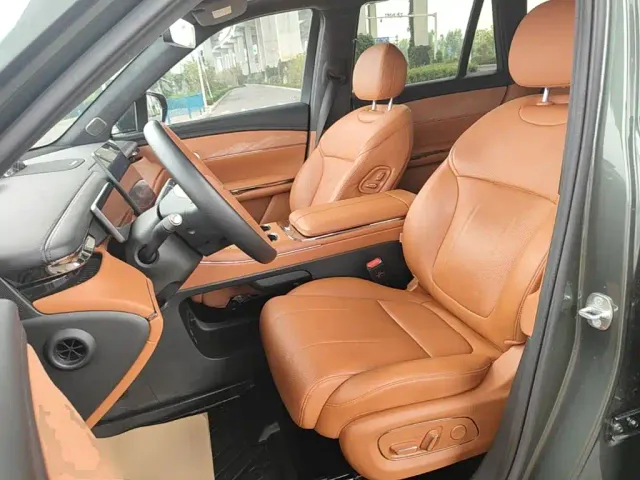 GAC Trumpchi Xiangwang S7 — Фото автомобиля 10