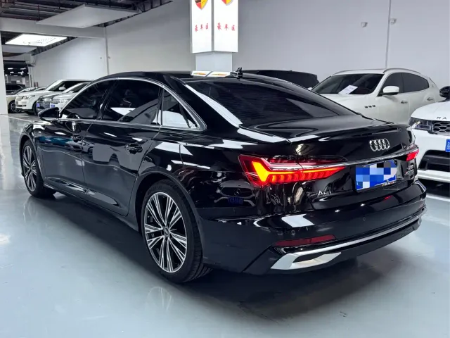 Audi A6L — Фото автомобиля 4