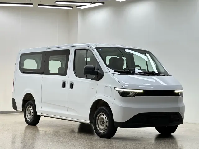 JMC E-Fushun — Фото автомобиля 3