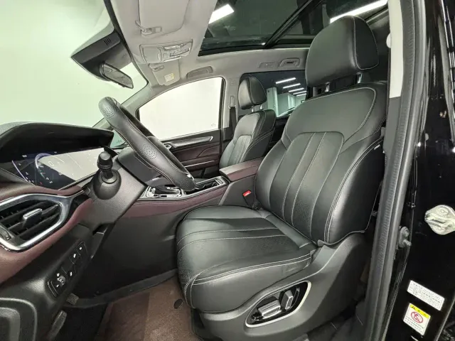 GAC Trumpchi M6 — Фото автомобиля 8