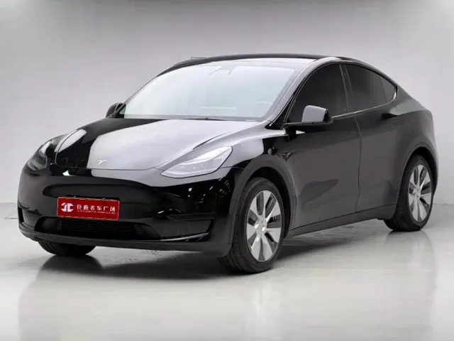Фотография автомобиля — Tesla Model Y