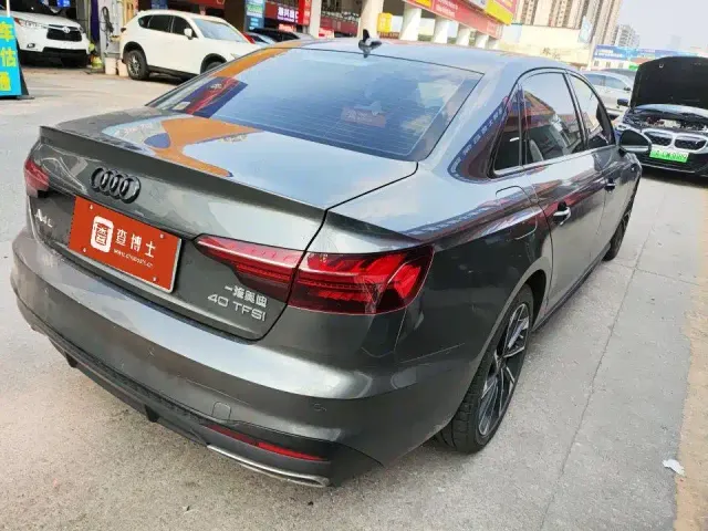 Audi A4L — Фото автомобиля 8