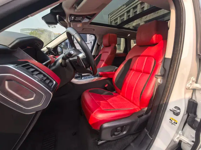 Land Rover Range Rover Sport — Фото автомобиля 10