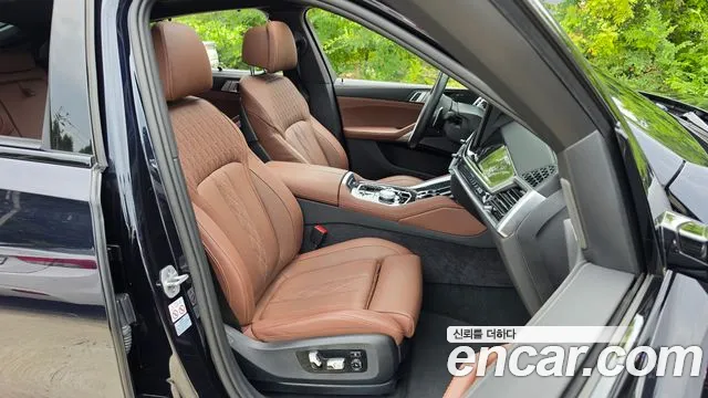 BMW X6 xDrive40i M Sport — Фото автомобиля 25