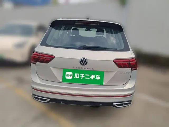 Volkswagen Tiguan L — Фото автомобиля 7