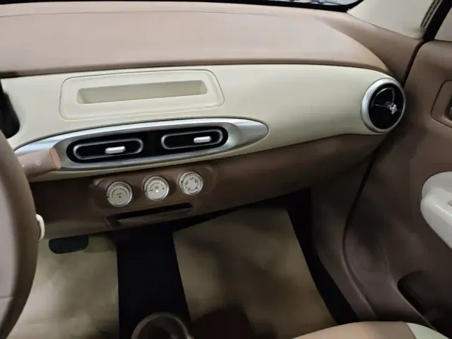 Wuling Hongguang Mini EV — Фото автомобиля 12