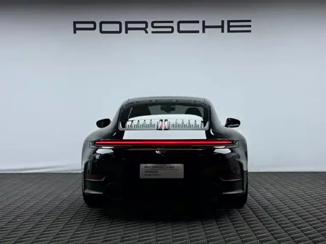 Porsche 911 — Фото автомобиля 6