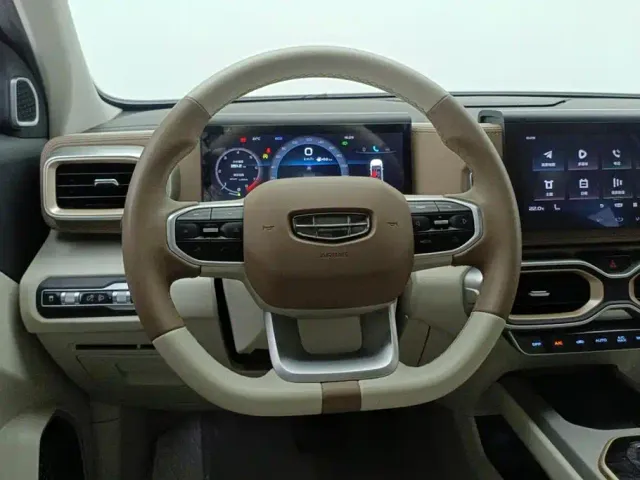 Geely ICON — Фото автомобиля 15