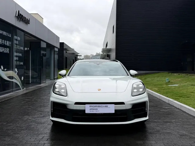 Porsche Panamera — Фото автомобиля 6