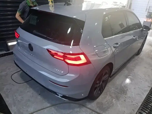 Volkswagen Golf — Фото автомобиля 6