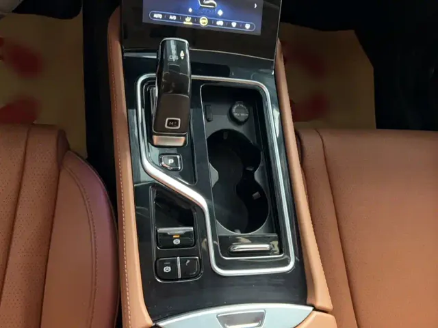 Bestune T99 — Фото автомобиля 6