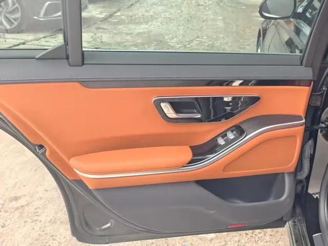 Mercedes-Benz S-Class — Фото автомобиля 6
