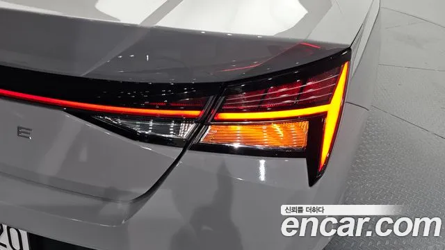 Hyundai Avante CN7 — Фото автомобиля 8