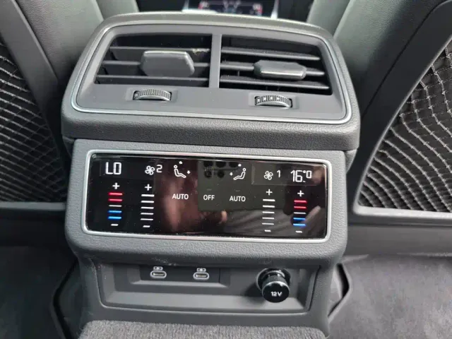 Audi A6L — Фото автомобиля 17