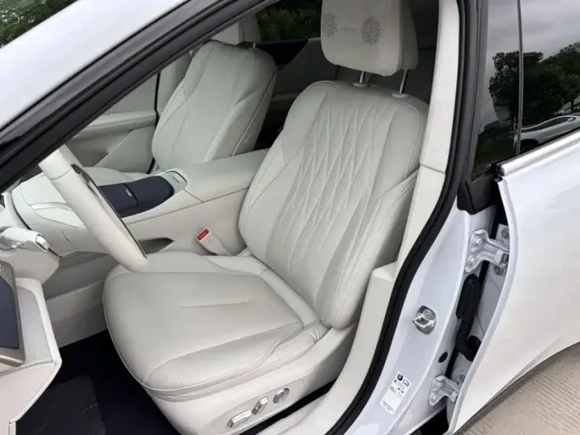 Buick Zenith Sedan 2025 Model Base Version — Фото автомобиля 7