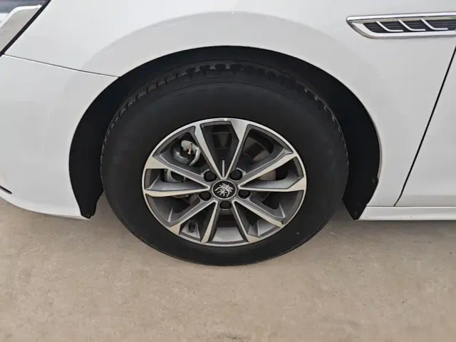 BYD Qin PLUS — Фото автомобиля 22