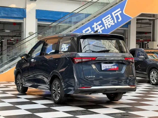 Wuling Jiachen — Фото автомобиля 18