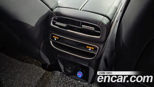Genesis GV80 2.5T Бензин AWD — Фото автомобиля 18