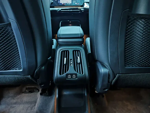 BMW X1 — Фото автомобиля 12
