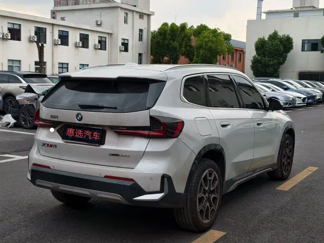 BMW X1 — Фото автомобиля 9