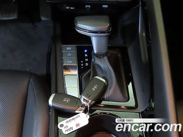 Hyundai AVANTE Новый Avante (CN7) — Фото автомобиля 12