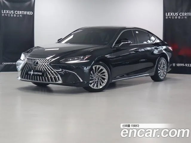 Фотография автомобиля — Lexus ES Generation 7