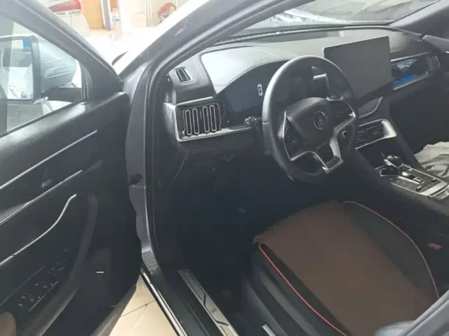 BYD Song PLUS — Фото автомобиля 15