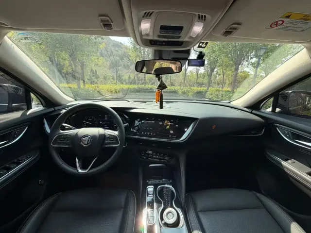 Buick Envision S — Фото автомобиля 8