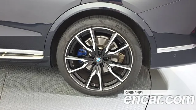 BMW X7 — Фото автомобиля 20